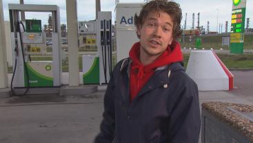 Benzine Het Klokhuis